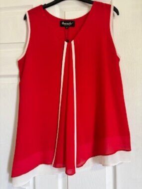 Amanda red white sleeveless 2-layered polyester V-neck asymmetrical top NWT M